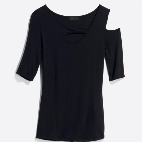 Goldray Asymmetrical Cold Shoulder Top size 1X - Picture 2 of 2